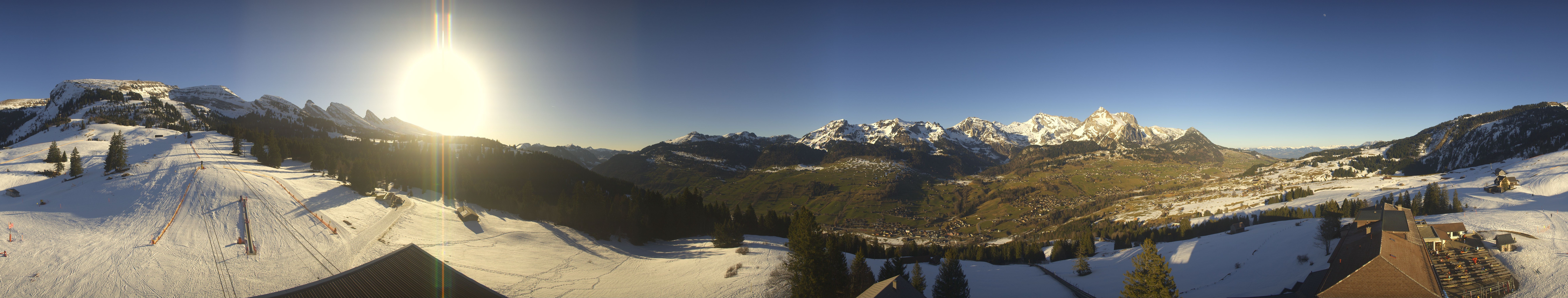 Archived image Webcam Chäserrugg Iltios Mountain Hut: Panorama View