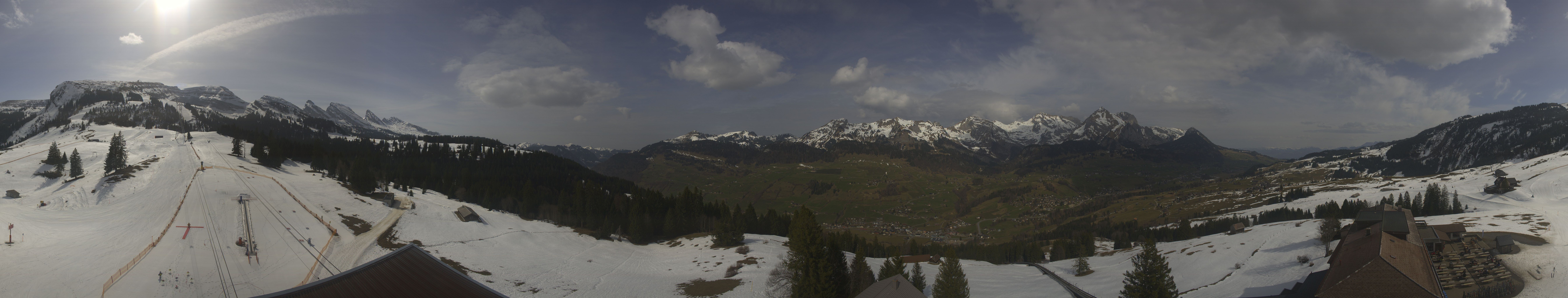 Archived image Webcam Chäserrugg Iltios Mountain Hut: Panorama View