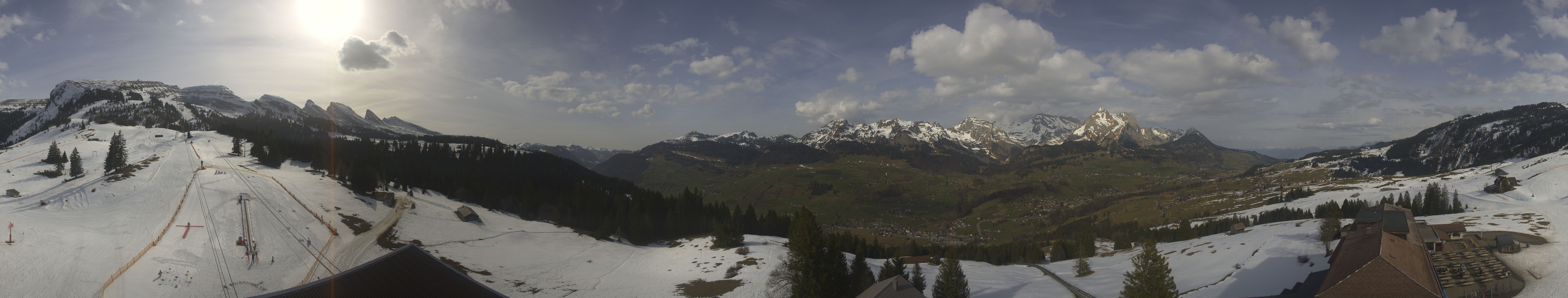Archived image Webcam Chäserrugg Iltios Mountain Hut: Panorama View