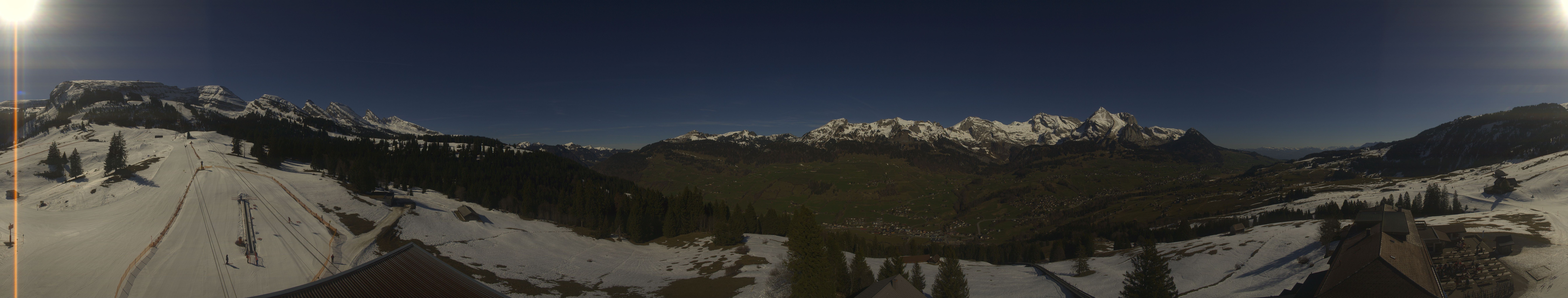 Archived image Webcam Chäserrugg Iltios Mountain Hut: Panorama View