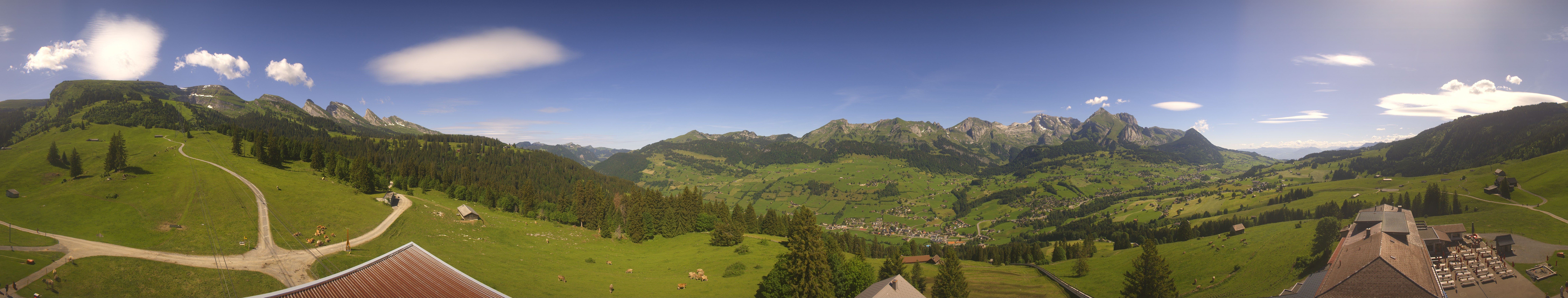 Archived image Webcam Chäserrugg Iltios Mountain Hut: Panorama View