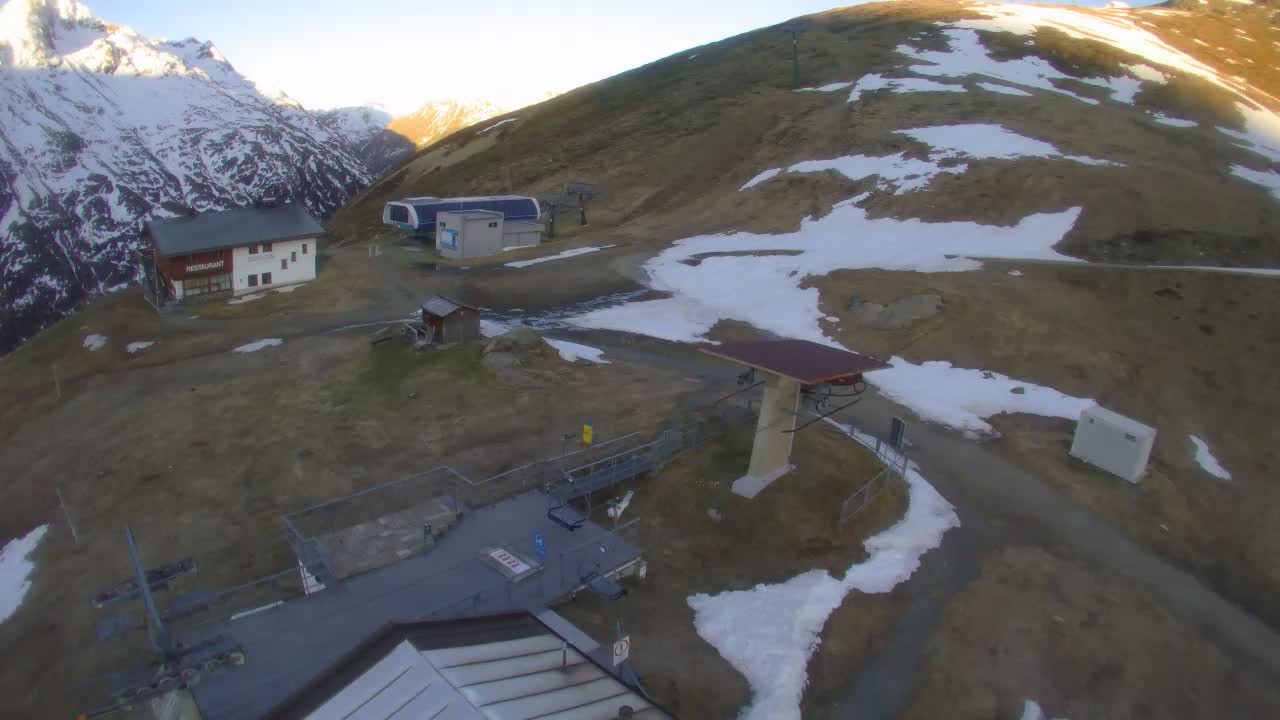Archived image Webcam Vent - Panoramarestaurant Stablein