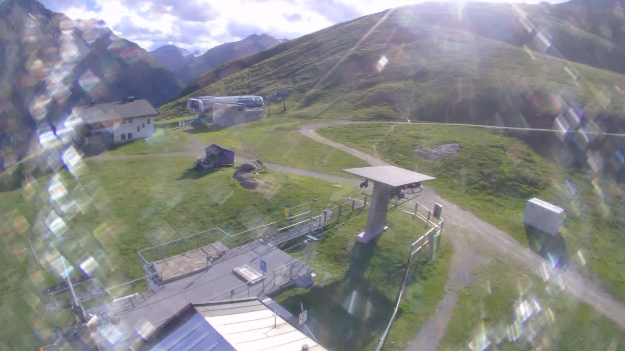 Archived image Webcam Vent - Panoramarestaurant Stablein