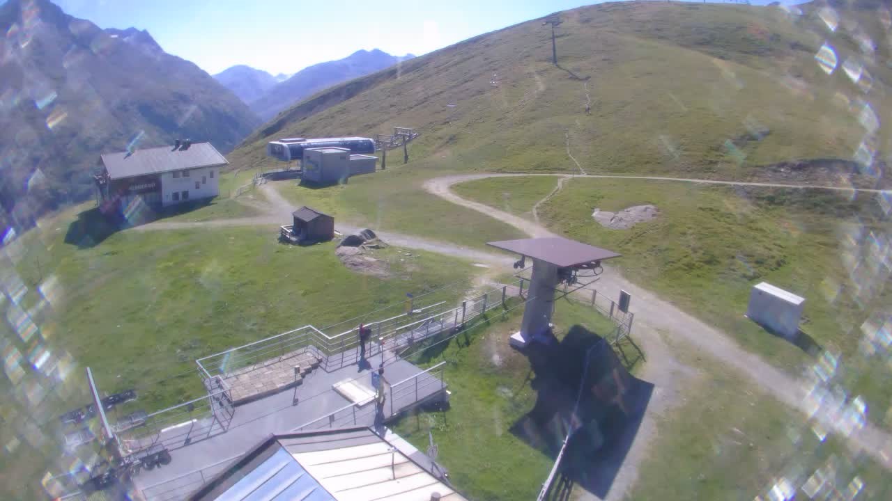 Archived image Webcam Vent - Panoramarestaurant Stablein