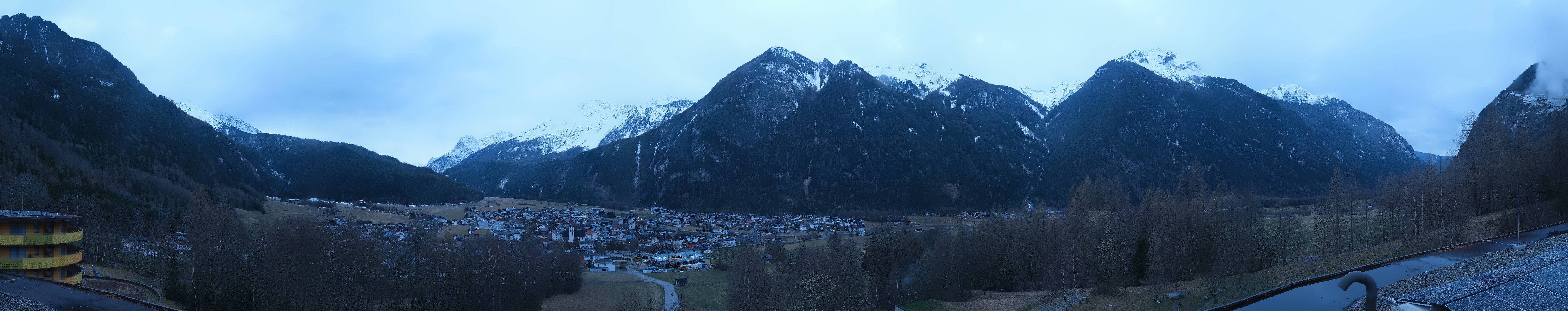 Archived image Webcam Umhausen in Ötztal valley