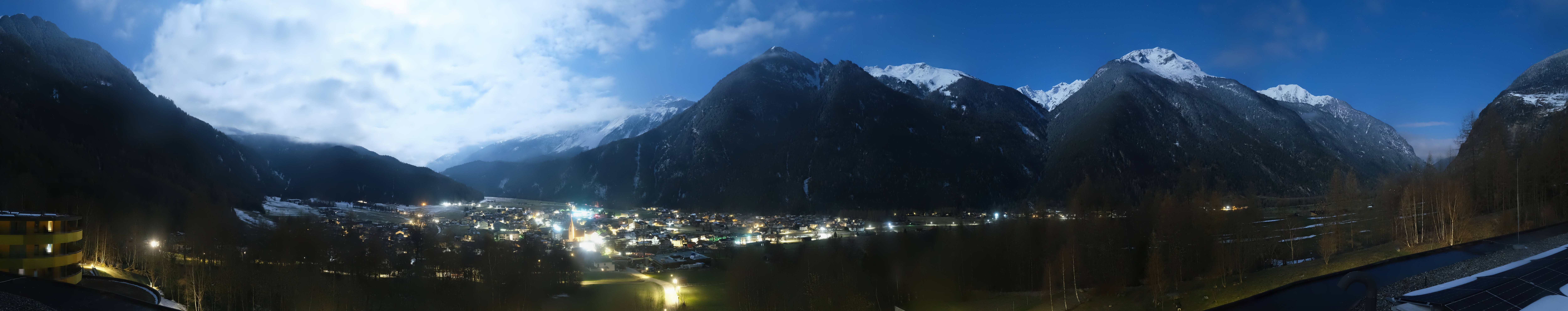 Archived image Webcam Umhausen in Ötztal valley