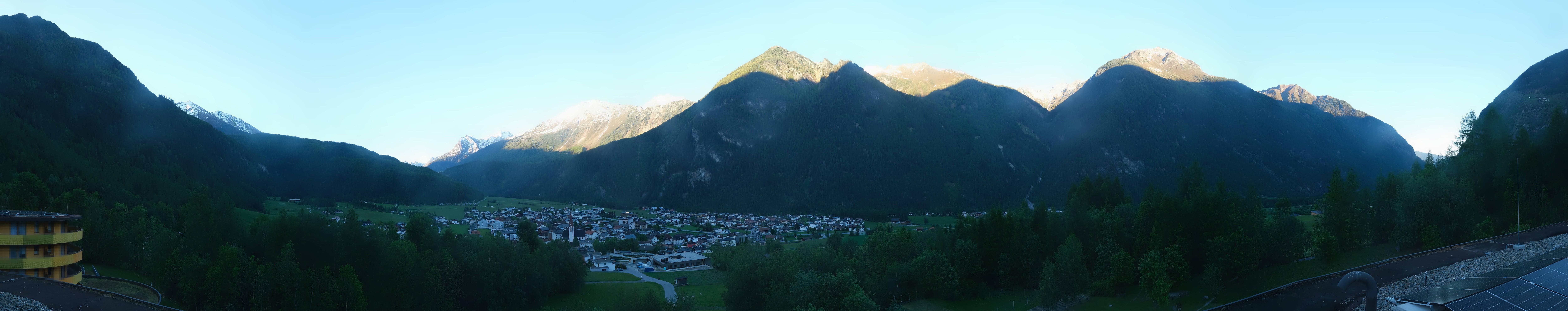 Archived image Webcam Umhausen in Ötztal valley