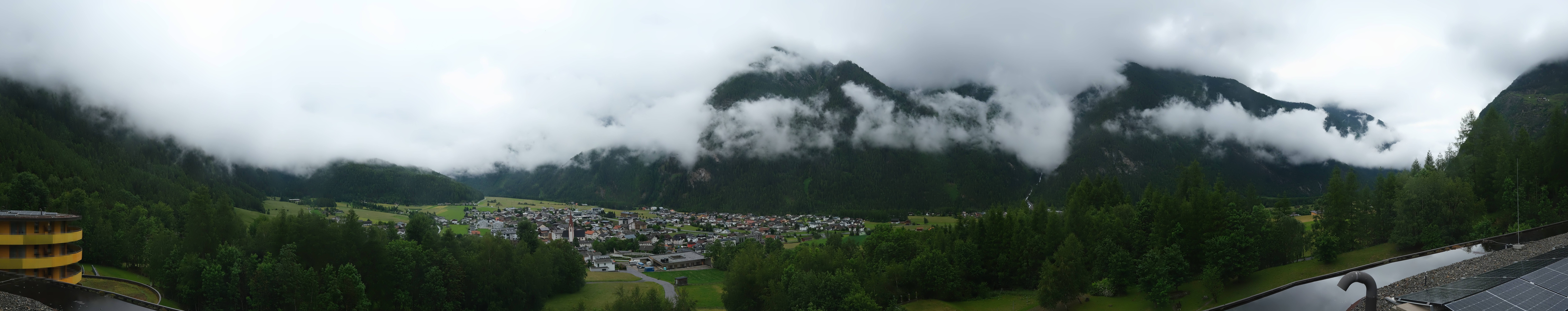 Archived image Webcam Umhausen in Ötztal valley