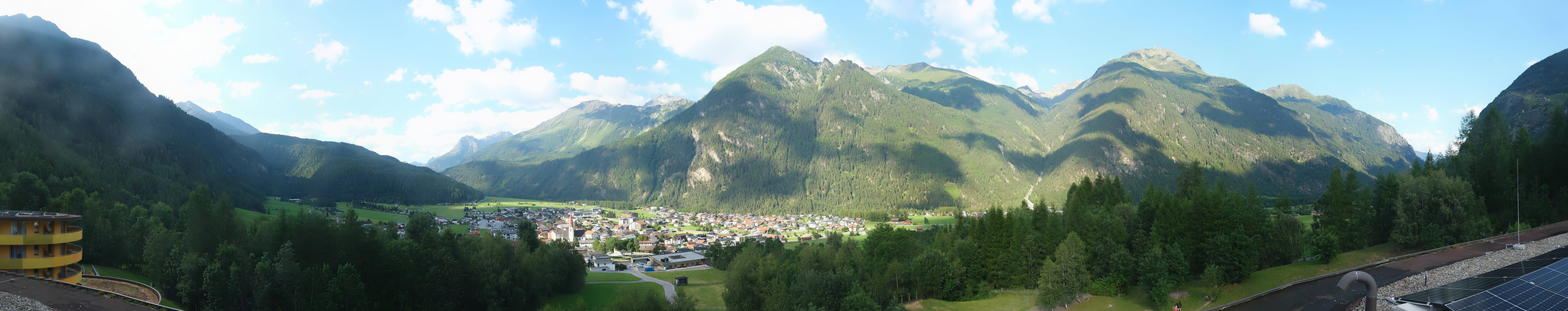 Archived image Webcam Umhausen in Ötztal valley