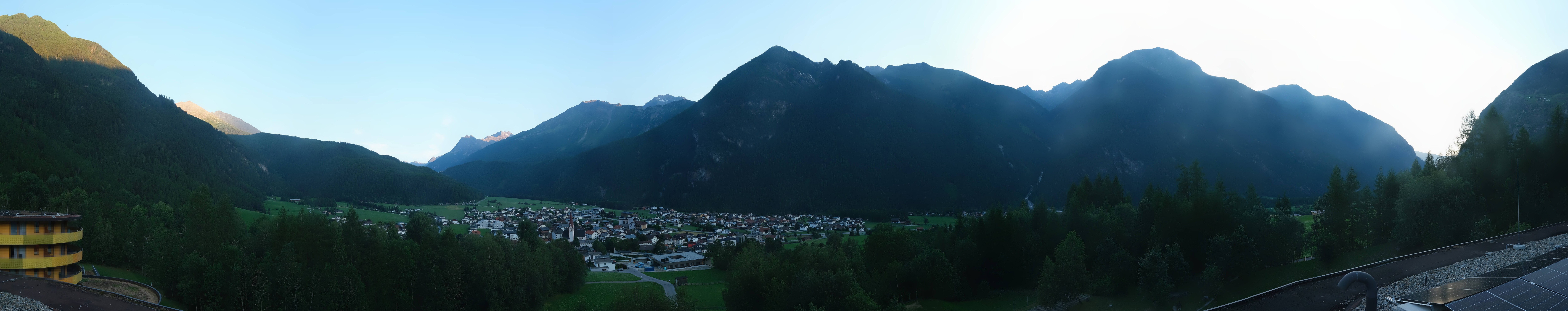 Archived image Webcam Umhausen in Ötztal valley