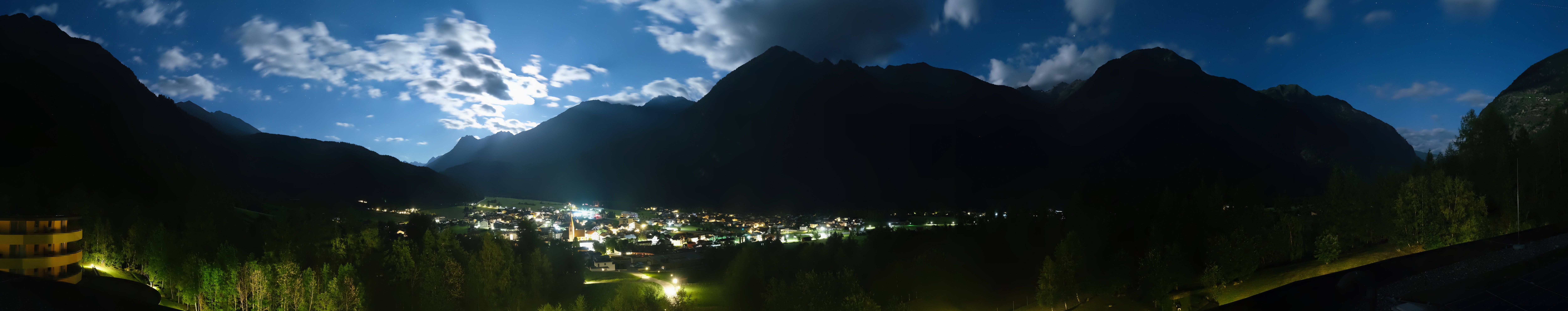 Archived image Webcam Umhausen in Ötztal valley