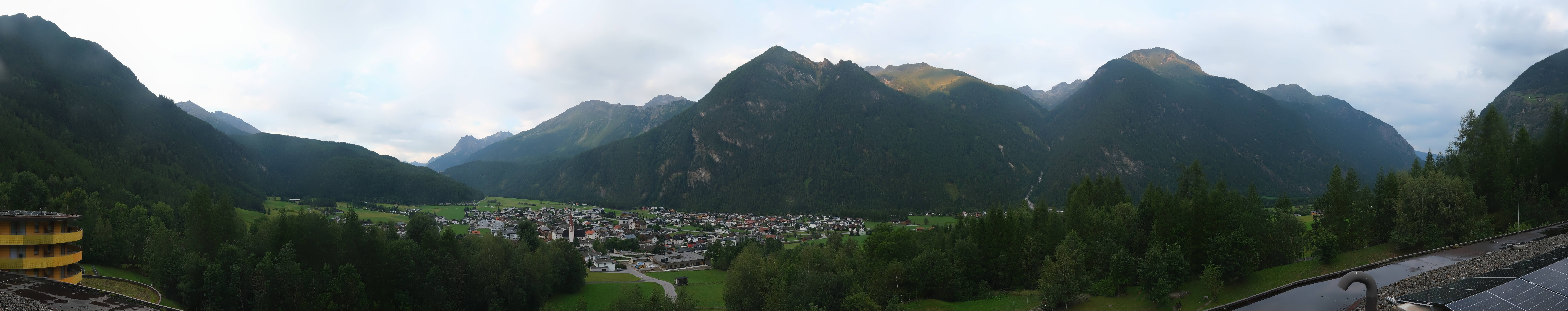 Archived image Webcam Umhausen in Ötztal valley