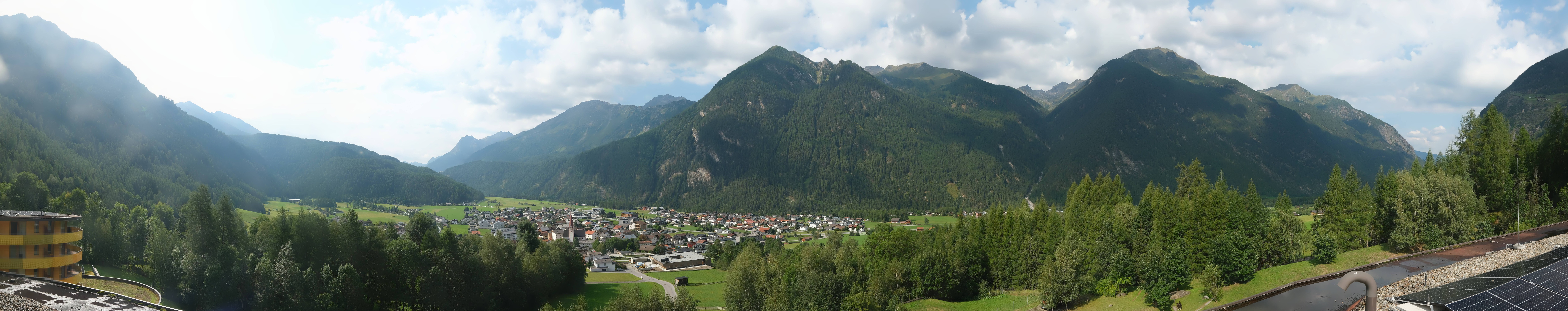 Archived image Webcam Umhausen in Ötztal valley