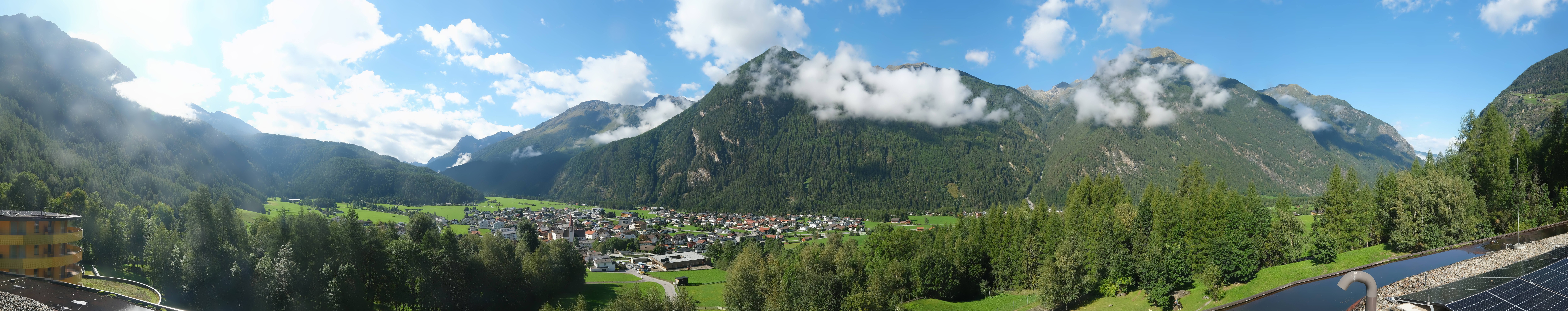 Archived image Webcam Umhausen in Ötztal valley