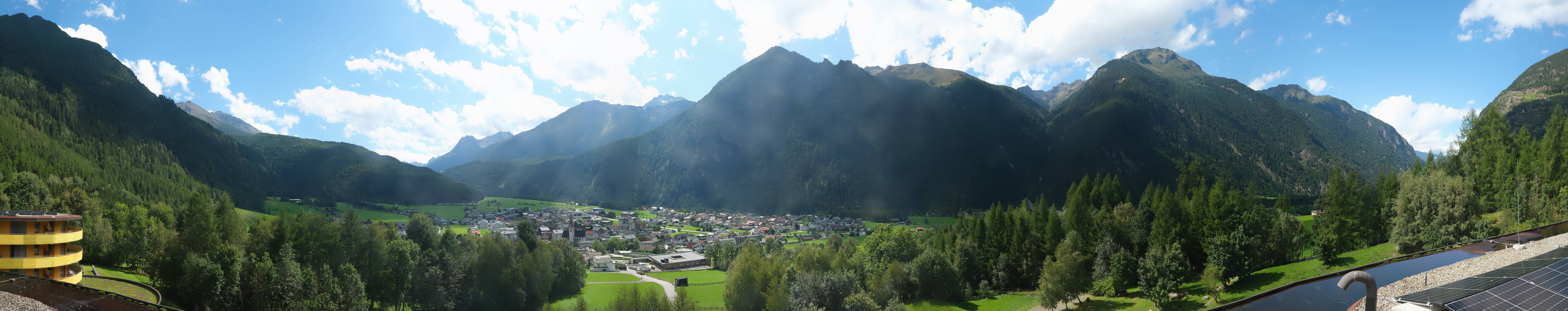 Archived image Webcam Umhausen in Ötztal valley