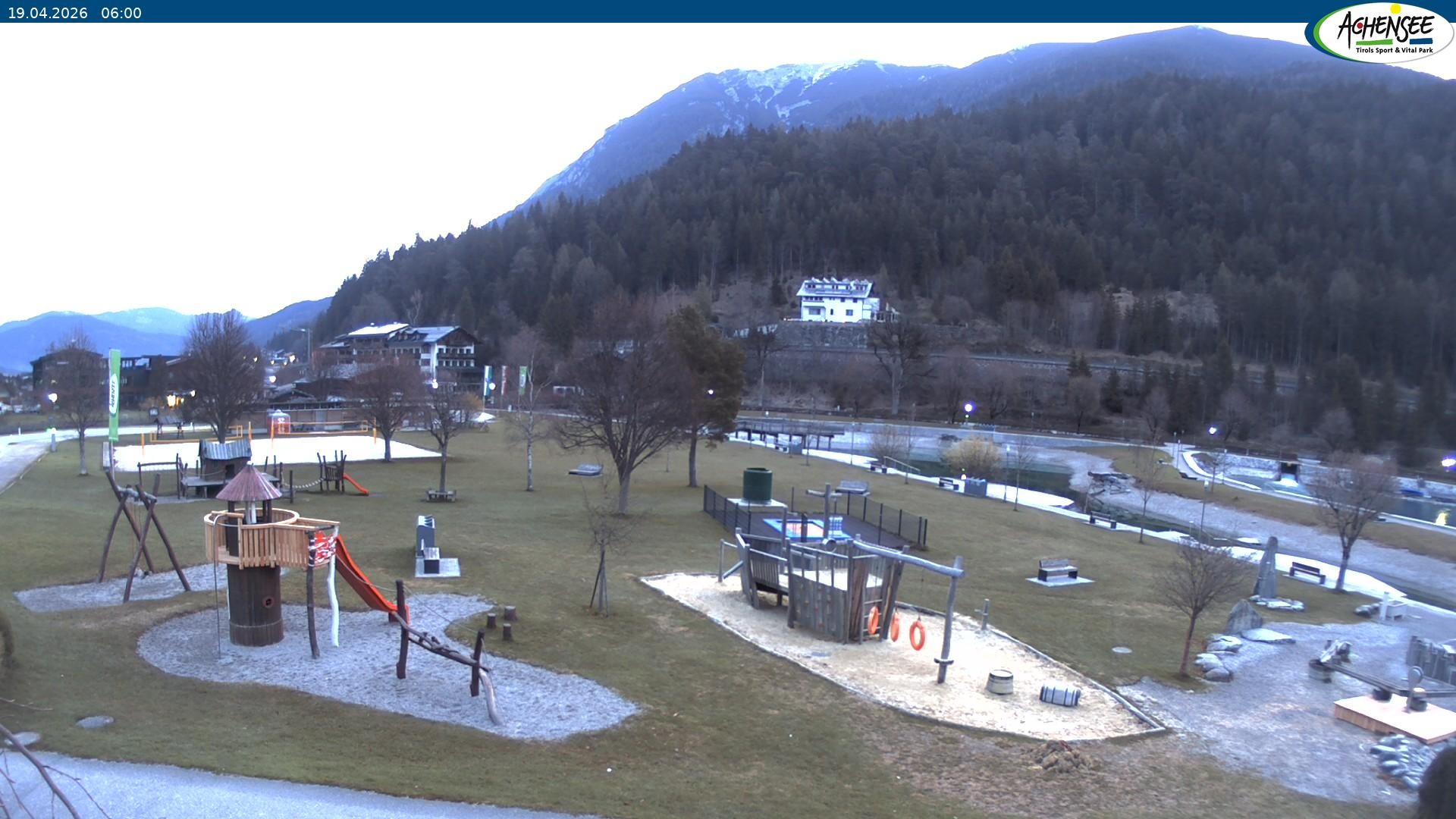 Archived image Webcam Lake Achensee - beach in Achenkirch
