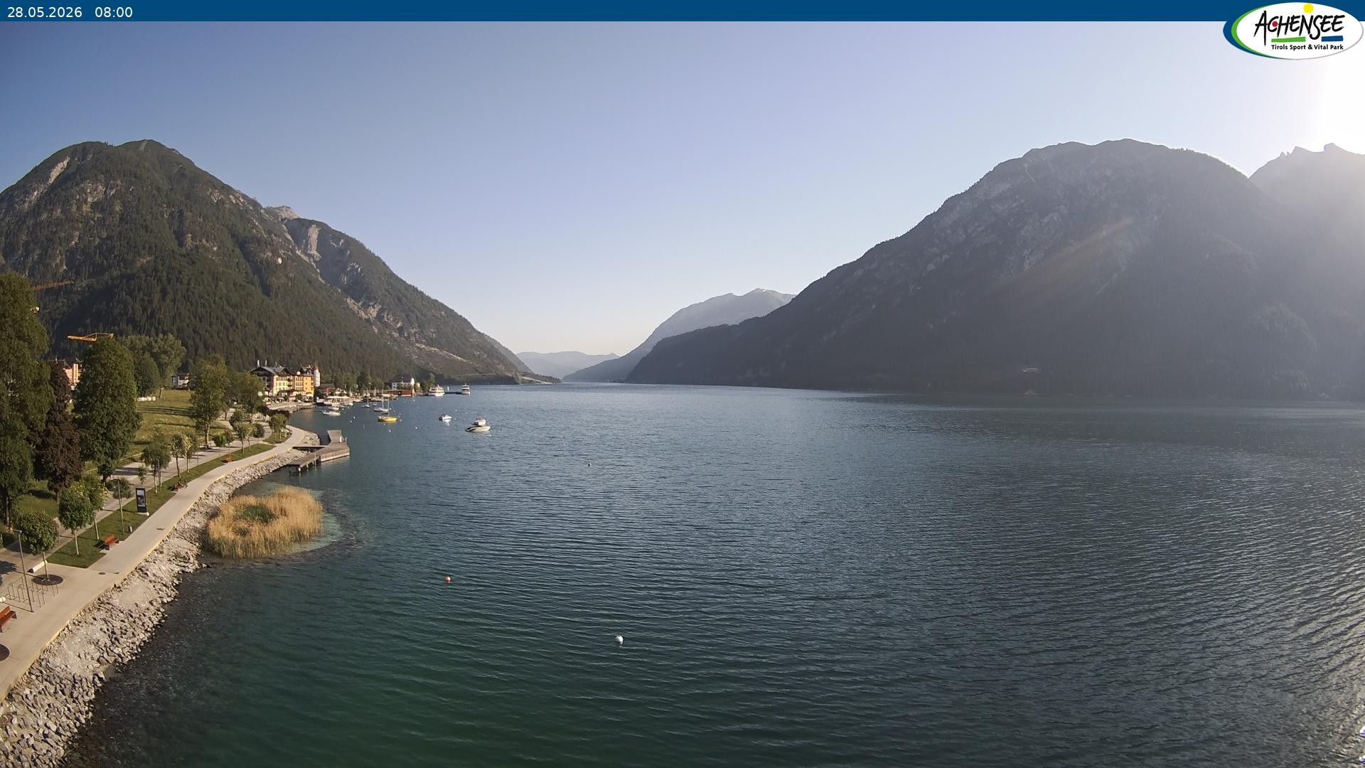 Archived image Webcam Pertisau at Achensee, footbridge