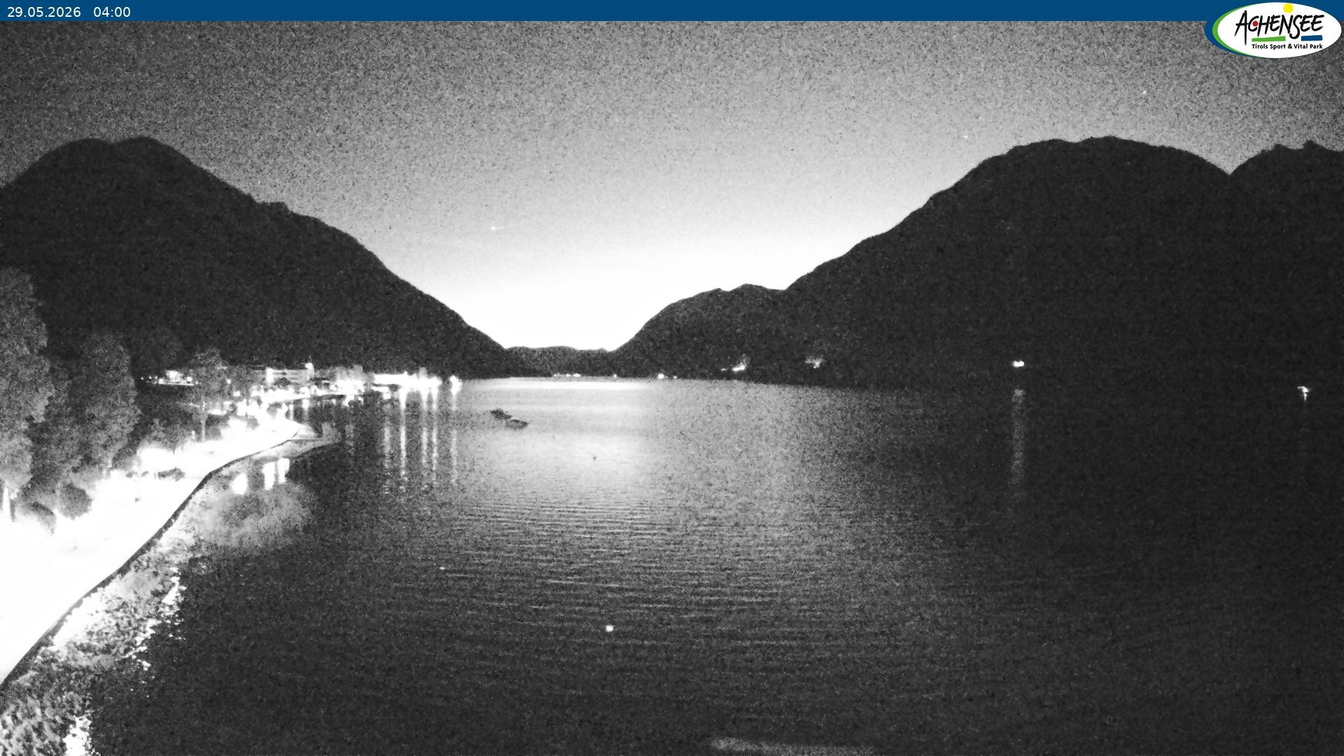 Archived image Webcam Pertisau at Achensee, footbridge