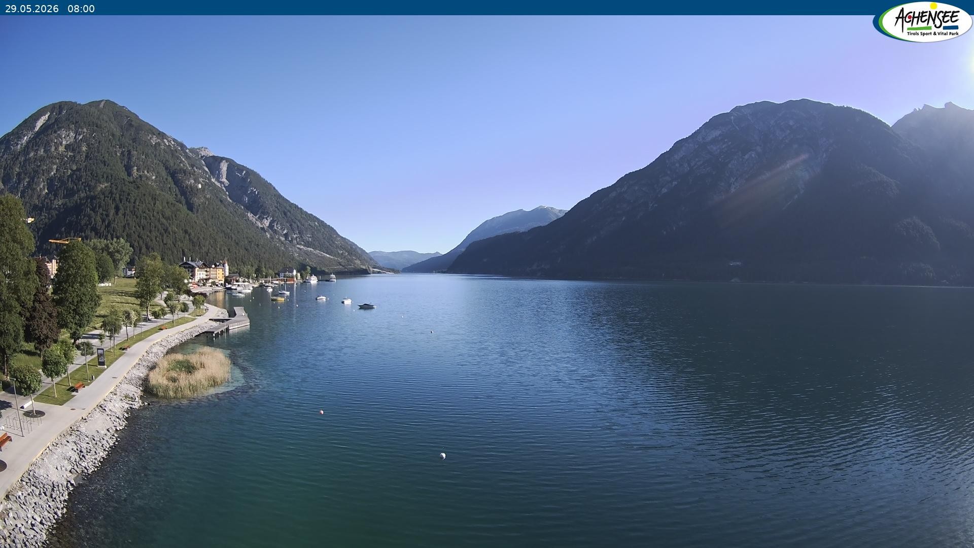 Archived image Webcam Pertisau at Achensee, footbridge