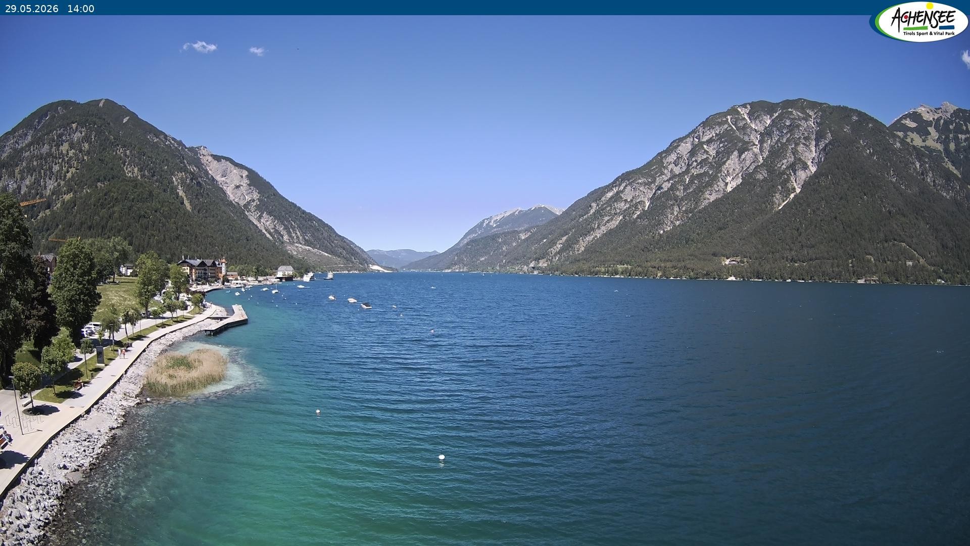 Archived image Webcam Pertisau at Achensee, footbridge