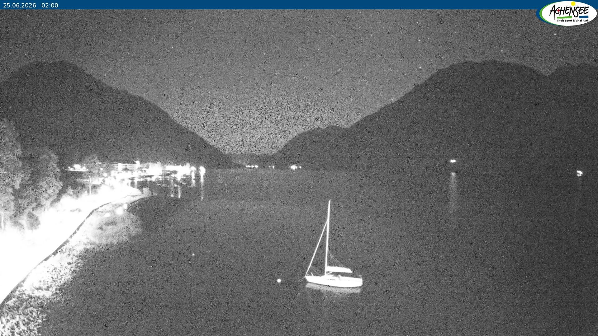 Archived image Webcam Pertisau at Achensee, footbridge