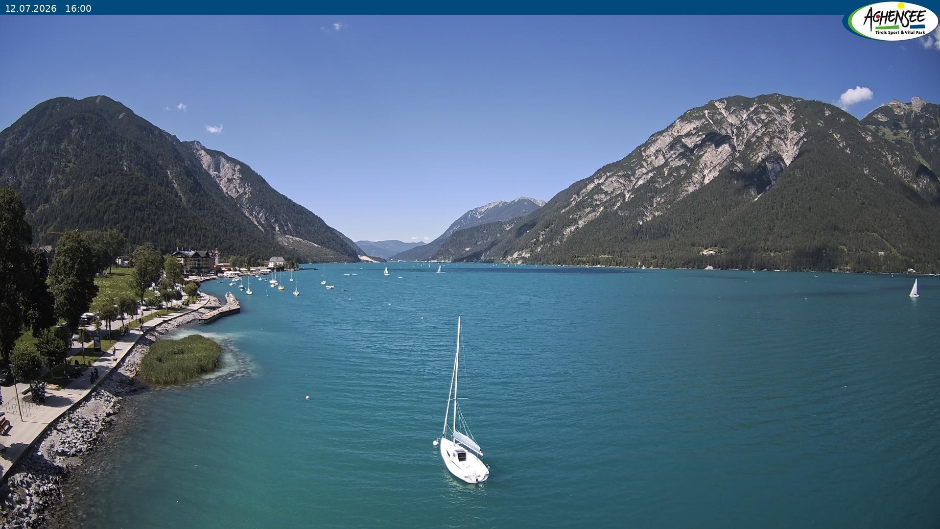 Archived image Webcam Pertisau at Achensee, footbridge
