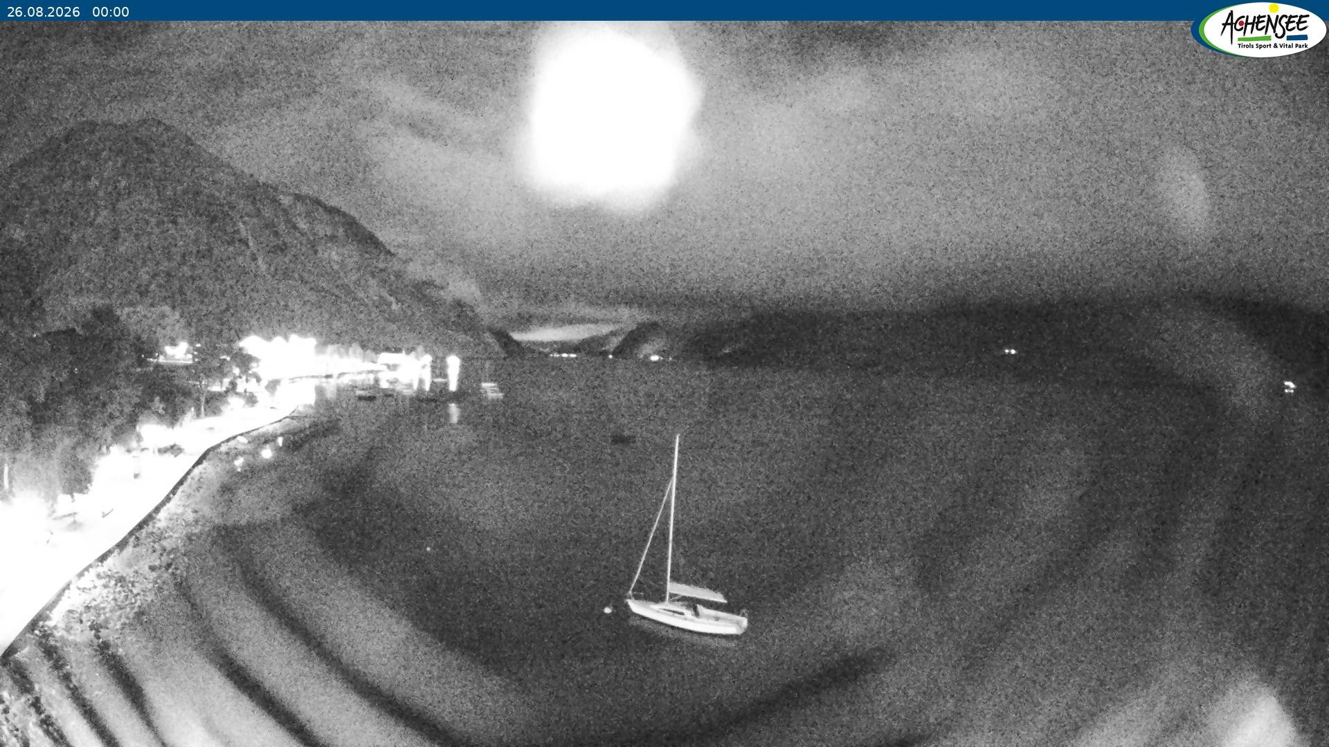 Archived image Webcam Pertisau at Achensee, footbridge