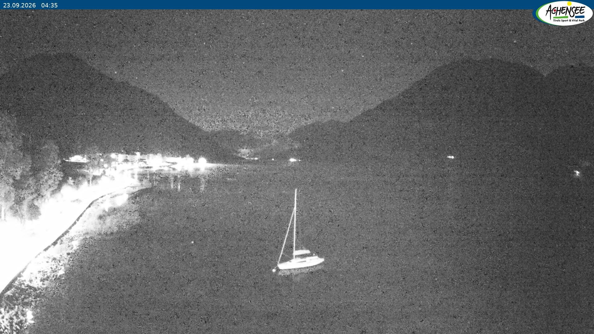 Archived image Webcam Pertisau at Achensee, footbridge
