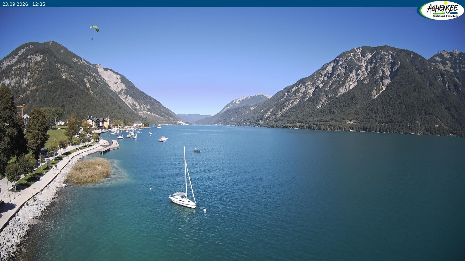 Archived image Webcam Pertisau at Achensee, footbridge