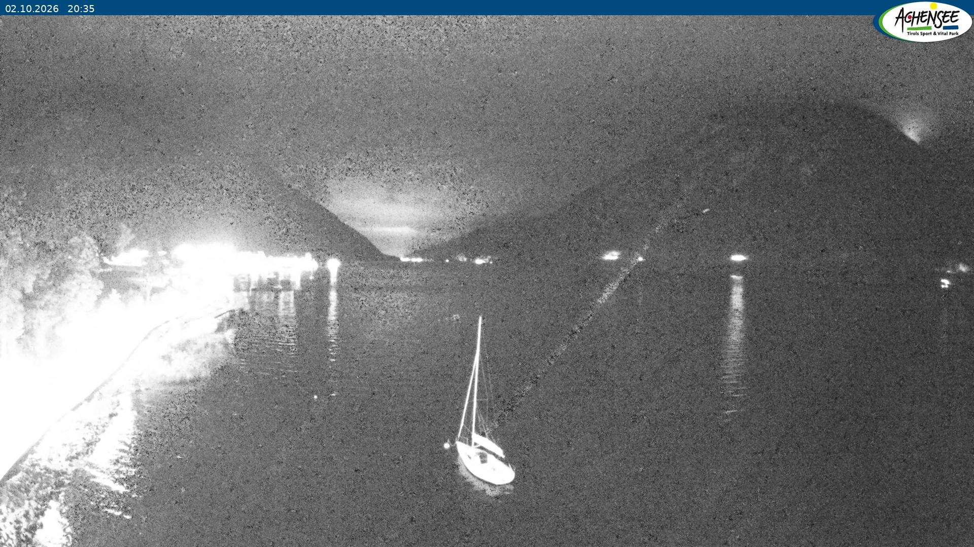 Archived image Webcam Pertisau at Achensee, footbridge