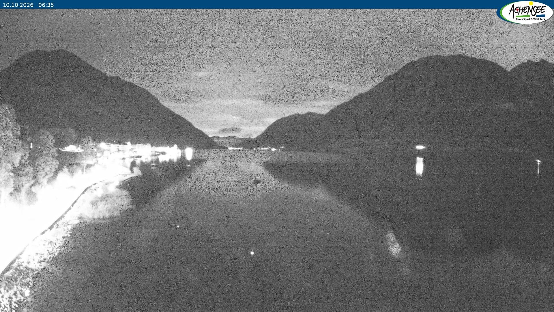 Archived image Webcam Pertisau at Achensee, footbridge