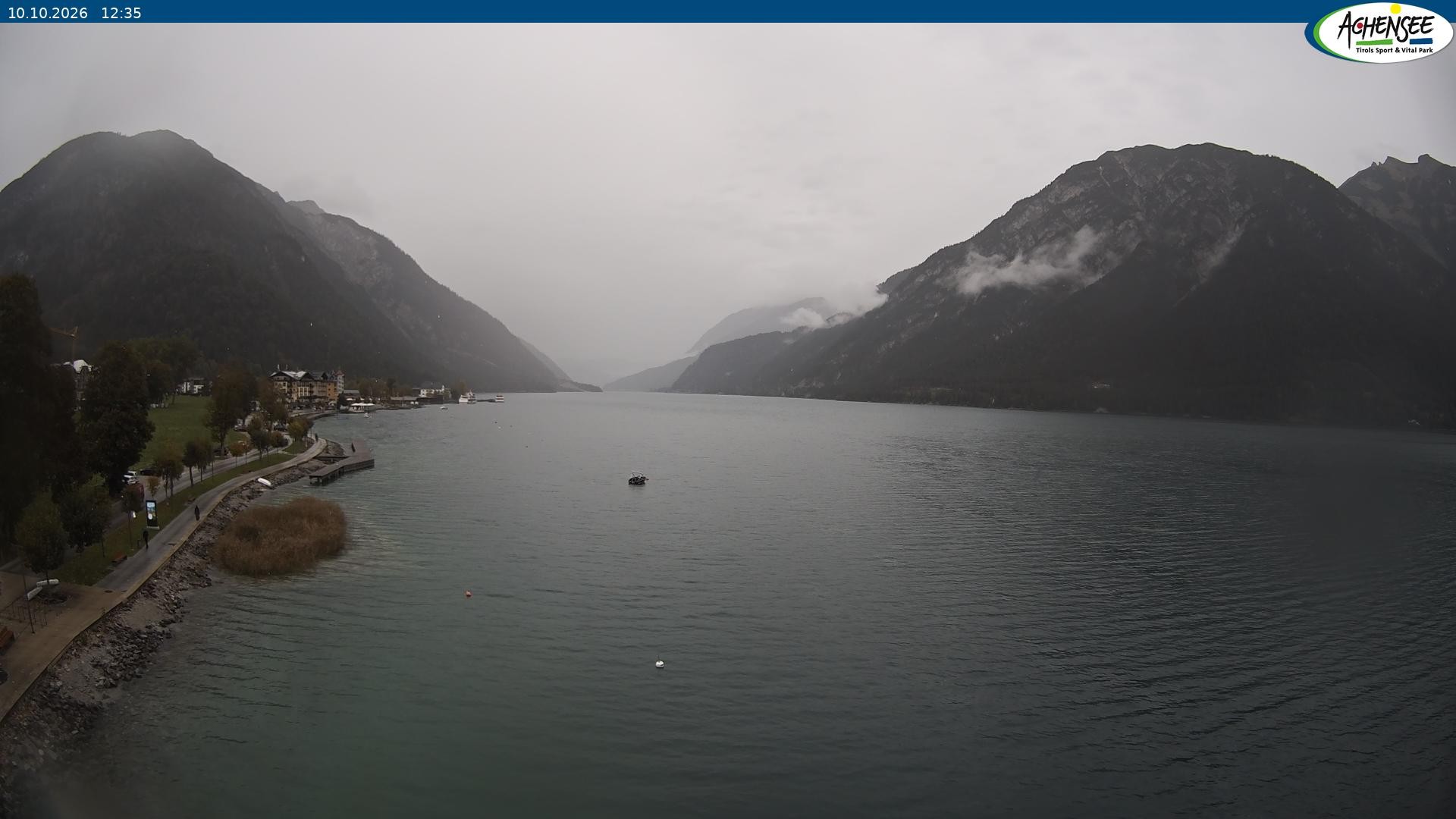 Archived image Webcam Pertisau at Achensee, footbridge