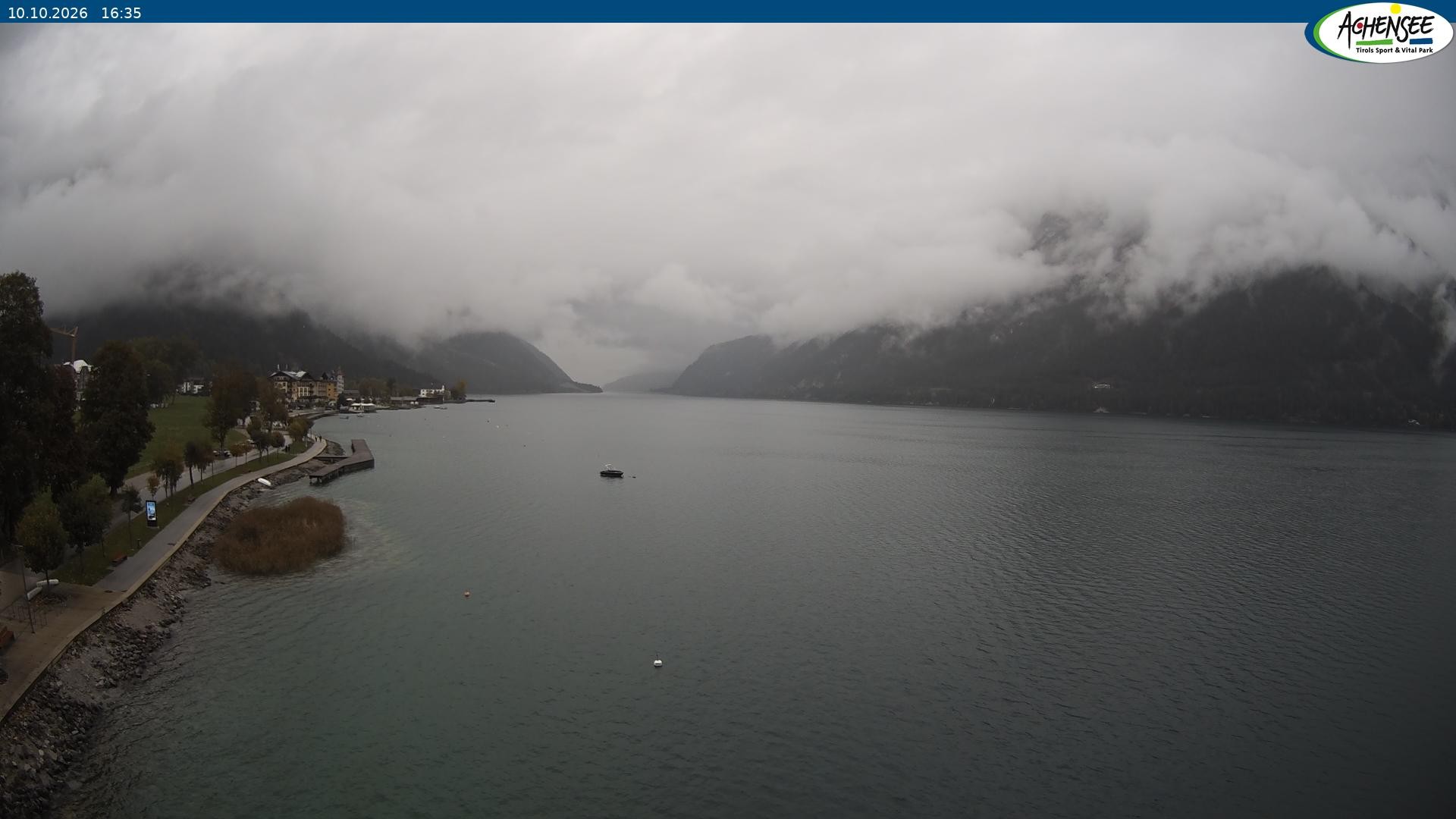 Archived image Webcam Pertisau at Achensee, footbridge