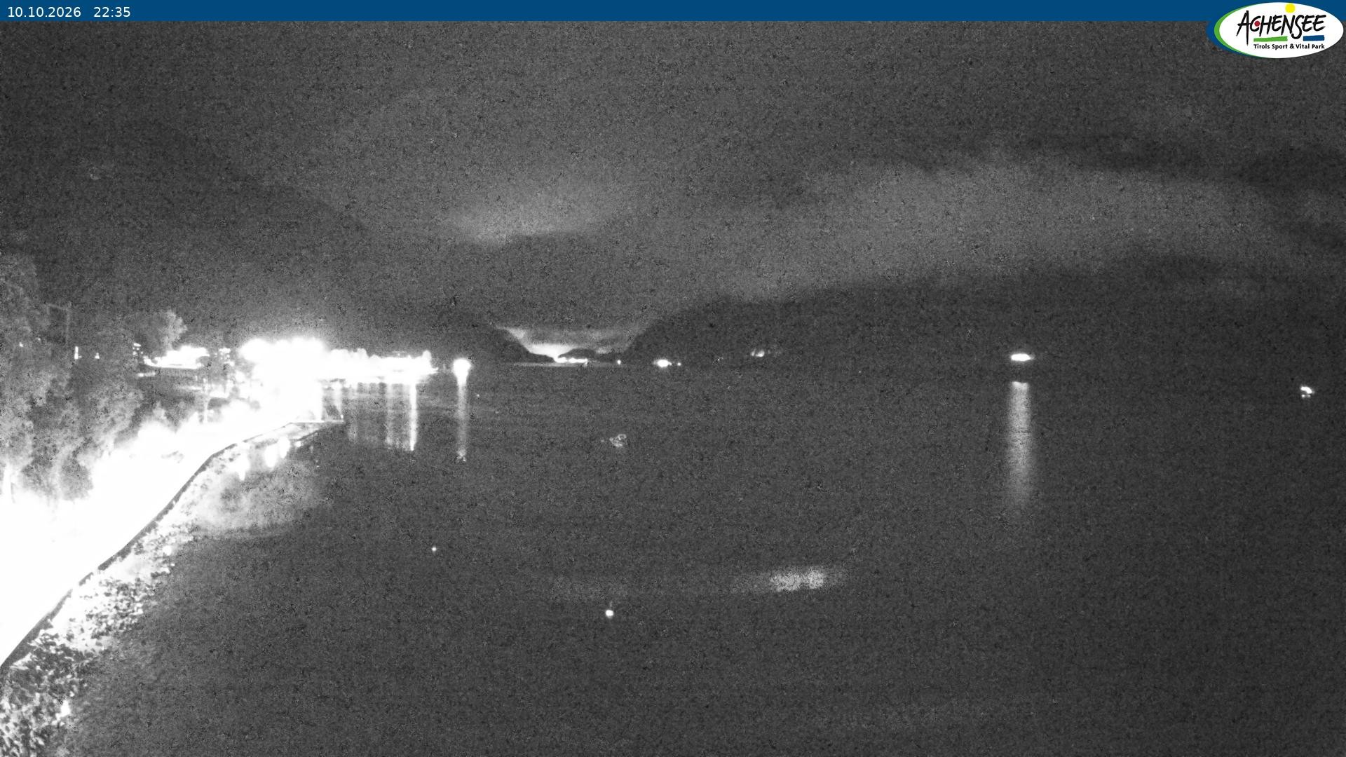Archived image Webcam Pertisau at Achensee, footbridge