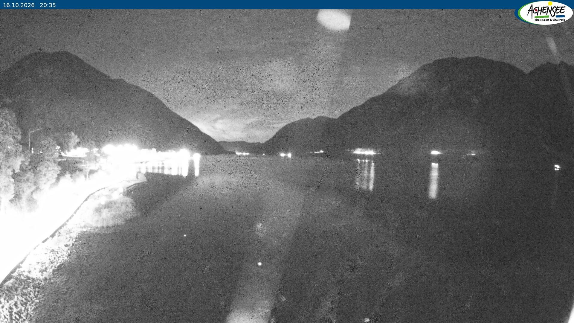 Archived image Webcam Pertisau at Achensee, footbridge