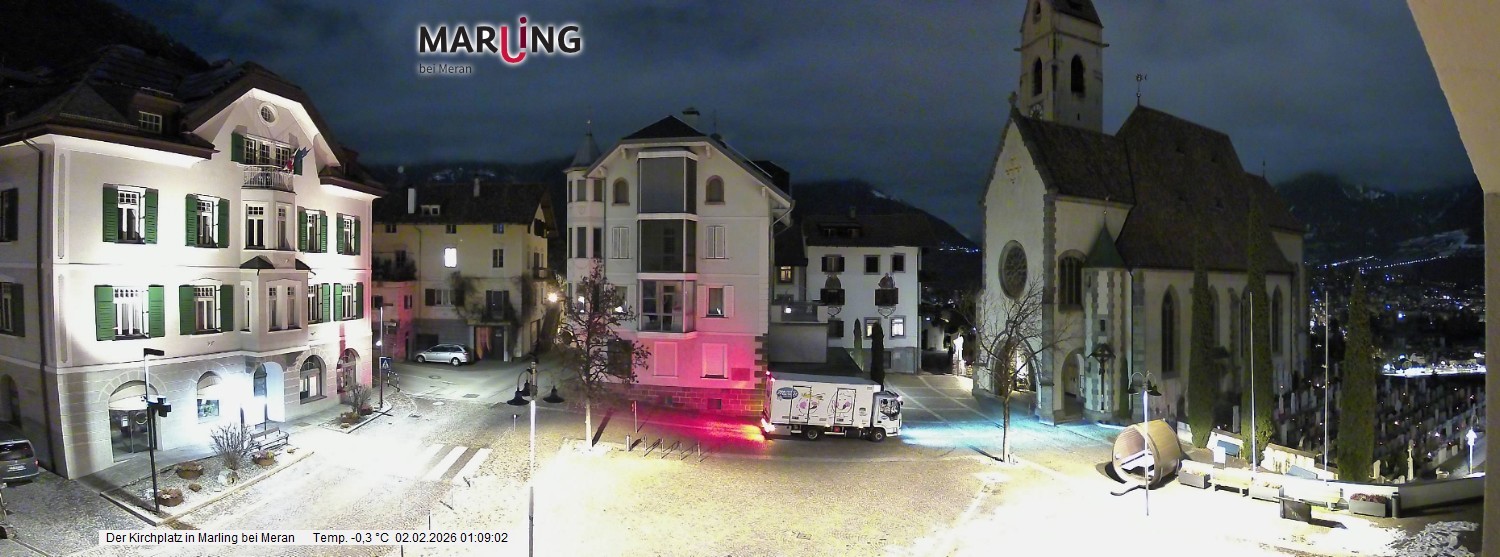 Archived image Webcam Marling - Piazza Chiesa