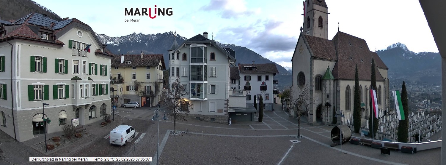 Archiv Foto Webcam Pfarrkirche Maria Himmelfahrt Marling