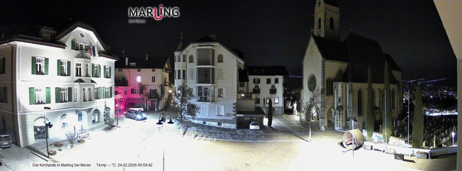 Archived image Webcam Marling - Piazza Chiesa