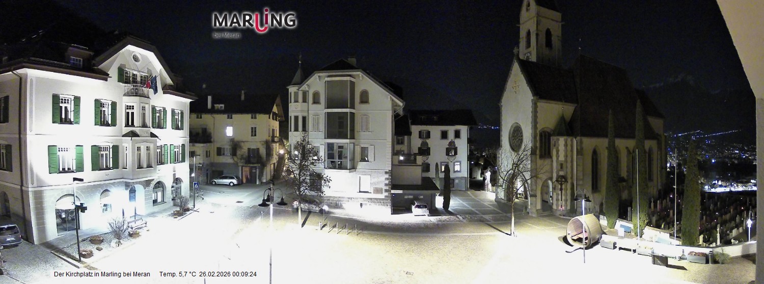 Archived image Webcam Marling - Piazza Chiesa