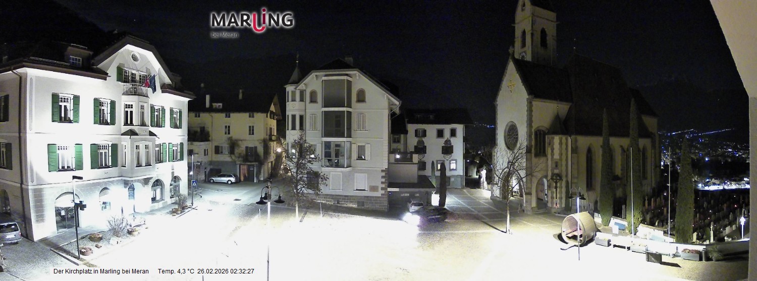 Archived image Webcam Marling - Piazza Chiesa