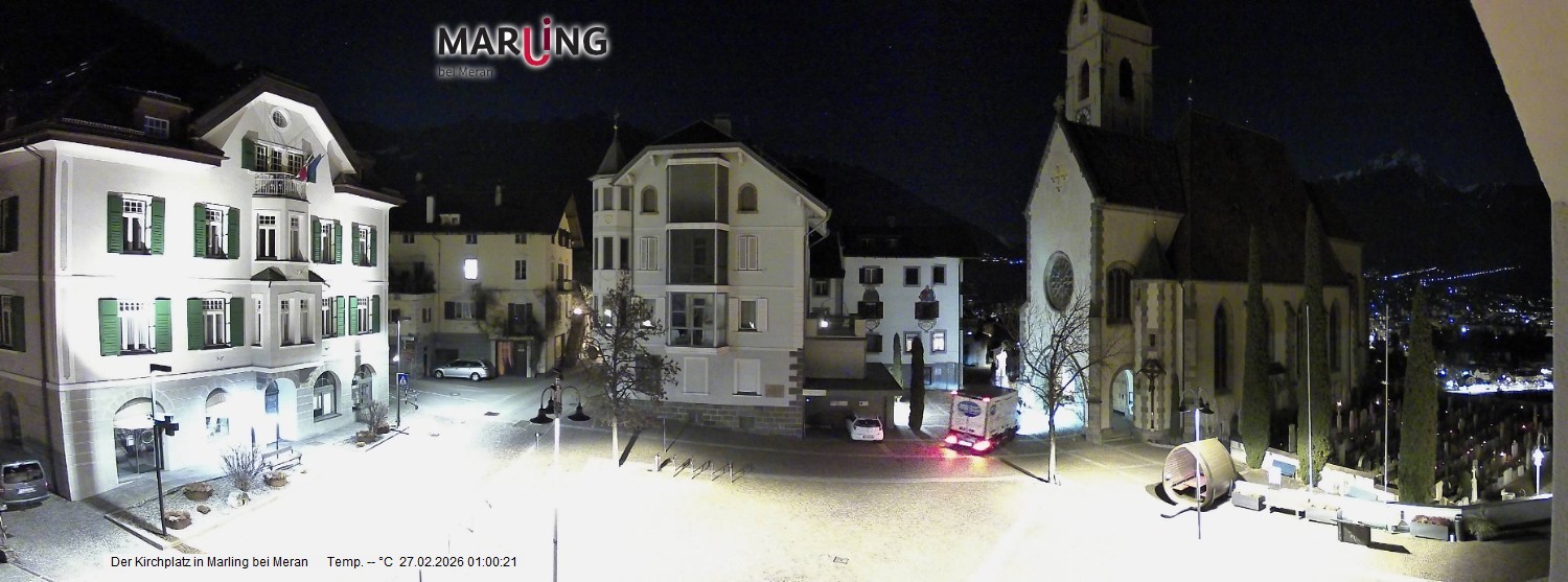 Archived image Webcam Marling - Piazza Chiesa