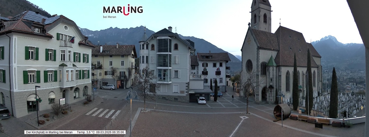 Archived image Webcam Marling - Piazza Chiesa
