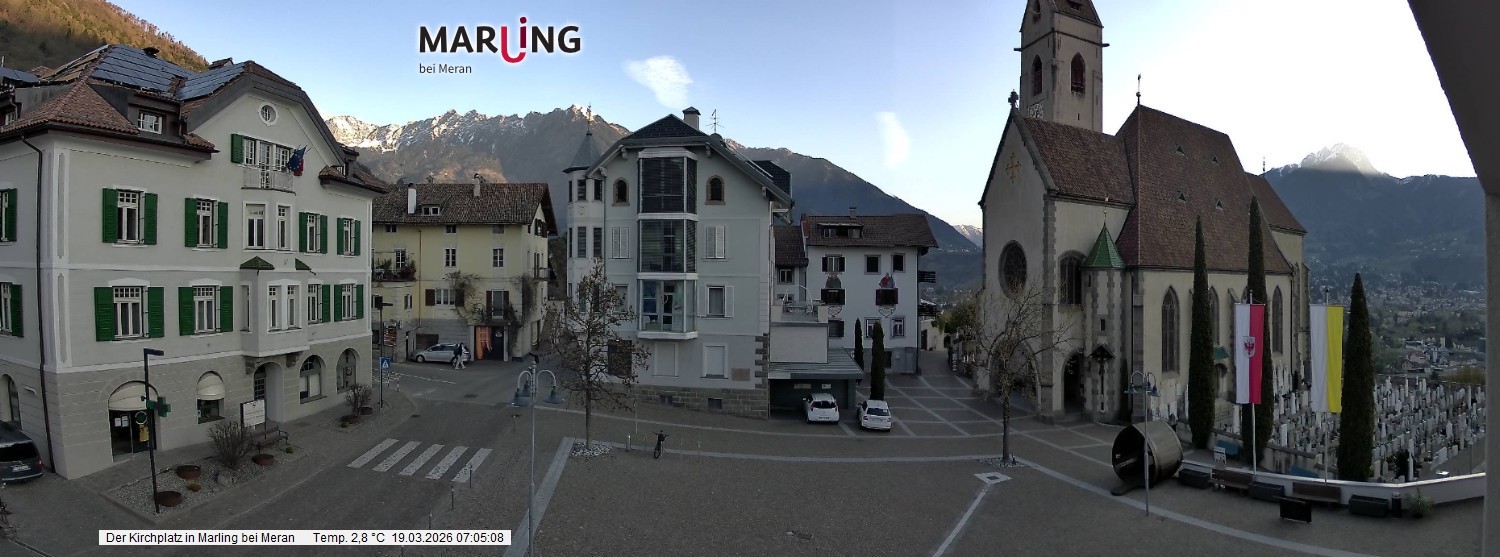 Archived image Webcam Marling - Piazza Chiesa
