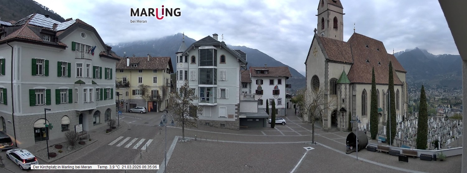 Archived image Webcam Marling - Piazza Chiesa