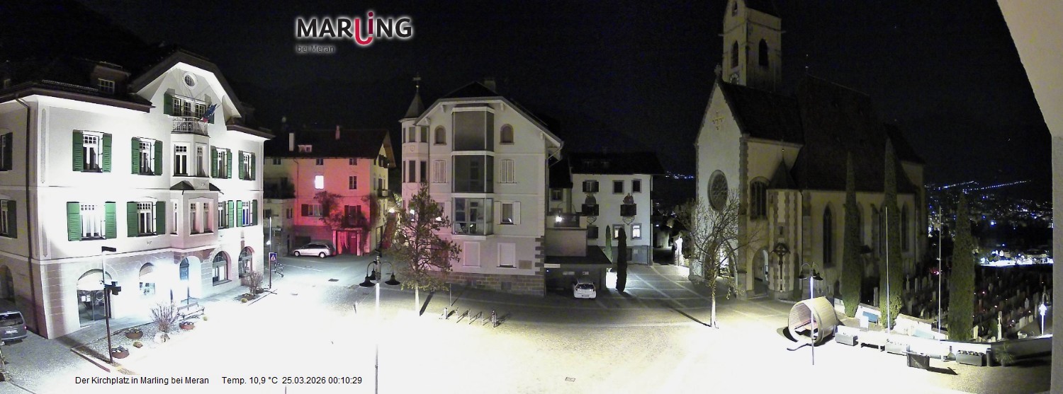 Archived image Webcam Marling - Piazza Chiesa