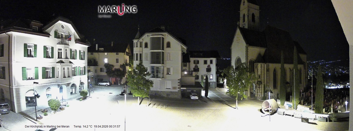 Archived image Webcam Marling - Piazza Chiesa