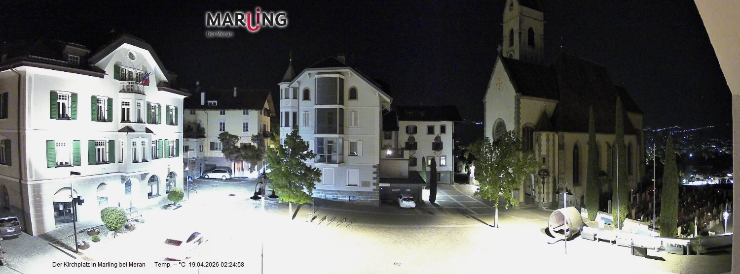 Archived image Webcam Marling - Piazza Chiesa