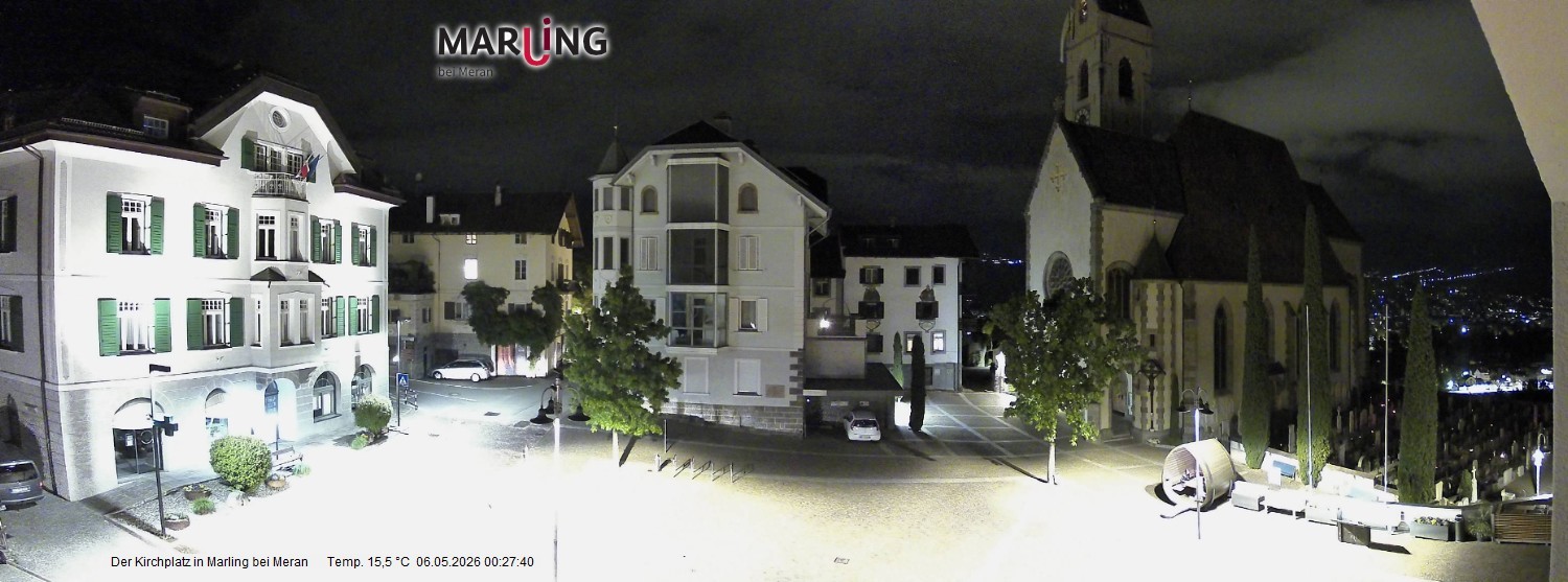 Archived image Webcam Marling - Piazza Chiesa