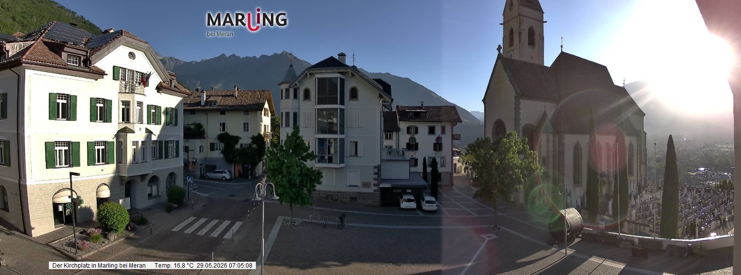 Archived image Webcam Marling - Piazza Chiesa