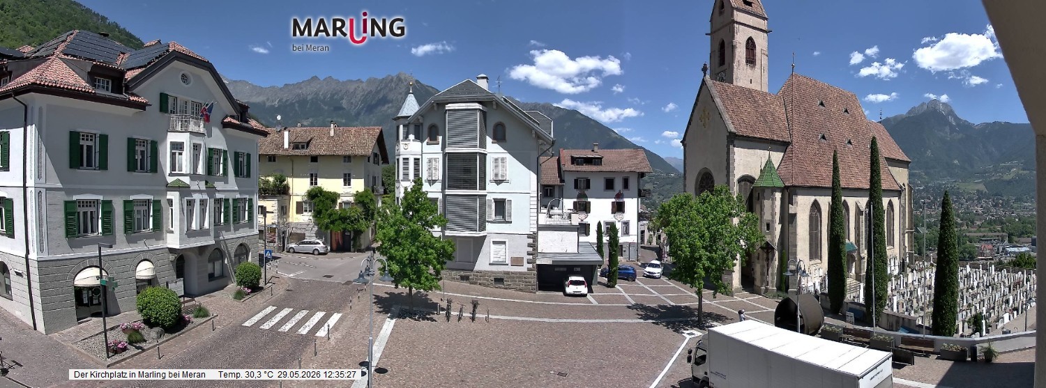 Archived image Webcam Marling - Piazza Chiesa